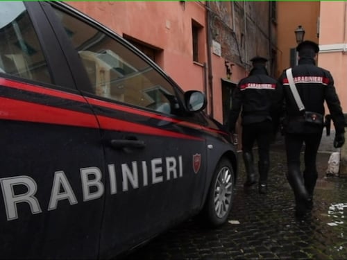 Alessandria, uccide a colpi di pistola la ex moglie e il figlio disabile, poi si toglie la vita