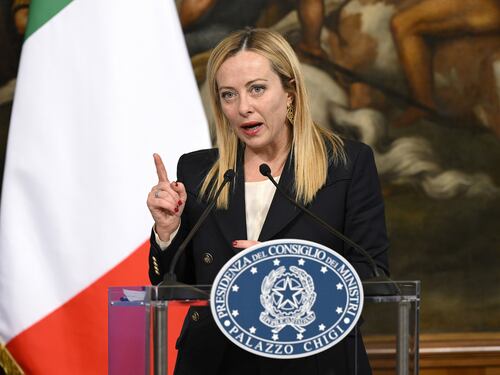 Fisco, l'apertura della premier "Basta con gli oneri ingiusti"