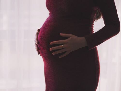 Nel bresciano un sussidio alle madri che rinunciano all'aborto