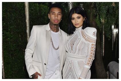 Kylie Jenner, lato b esplosivo in spiaggia 16