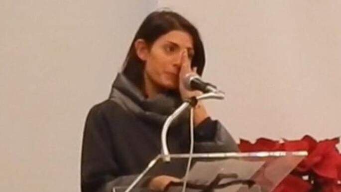 La Raggi è già alla terza indagine