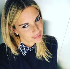 Martina Colombari, risveglio senza trucco sui social  2