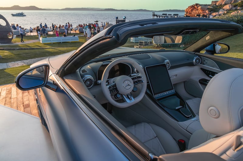 Mercedes AMG SL 43: guarda tutte le foto 3