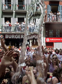 In migliaia a Pamplona per la corsa dei tori 9