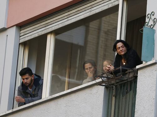 Casal Bruciato, i rom andranno via: "Lasceremo la casa popolare"