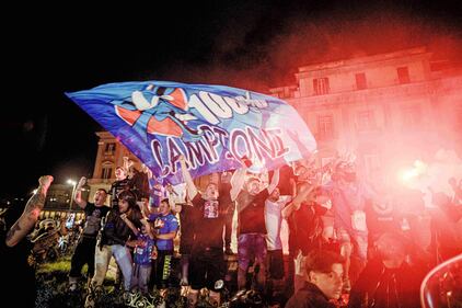 I festeggiamenti a Napoli per la Coppa Italia 1