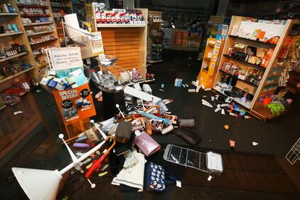 Nuova Zelanda: scossa di terremoto di magnitudo 7.8 5