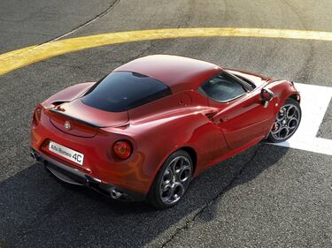 Alfa Romeo 4C, guarda la gallery 16