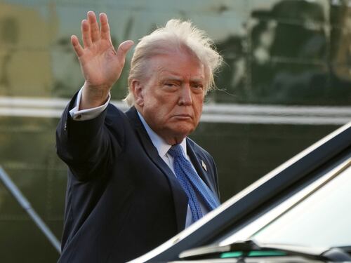 Dazi, guerre e fronte interno: i primi 100 giorni della presidenza Trump
