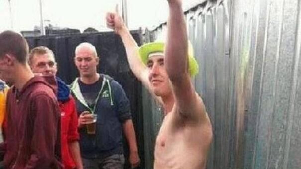 Sesso al concerto, le foto hard in Rete