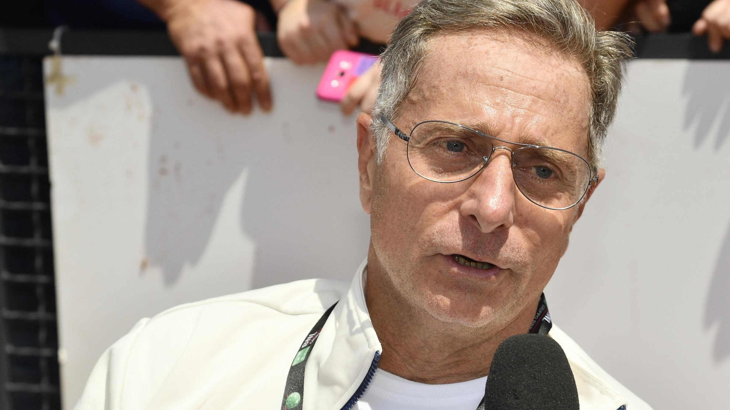 Bonolis lancia "Taratata". "Un viaggio pop con la musica dal vivo"