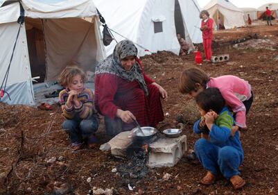 Siria, campo profughi al confine 2