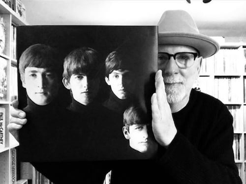 Morto Robert Freeman, fu lo storico fotografo dei Beatles