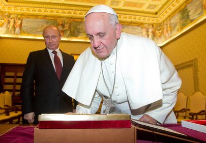 Putin in Vaticano: faccia a faccia col Papa 12