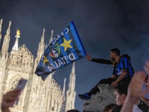 Un popolo in festa con l'animo ferito dai troppi dubbi di arbitropoli