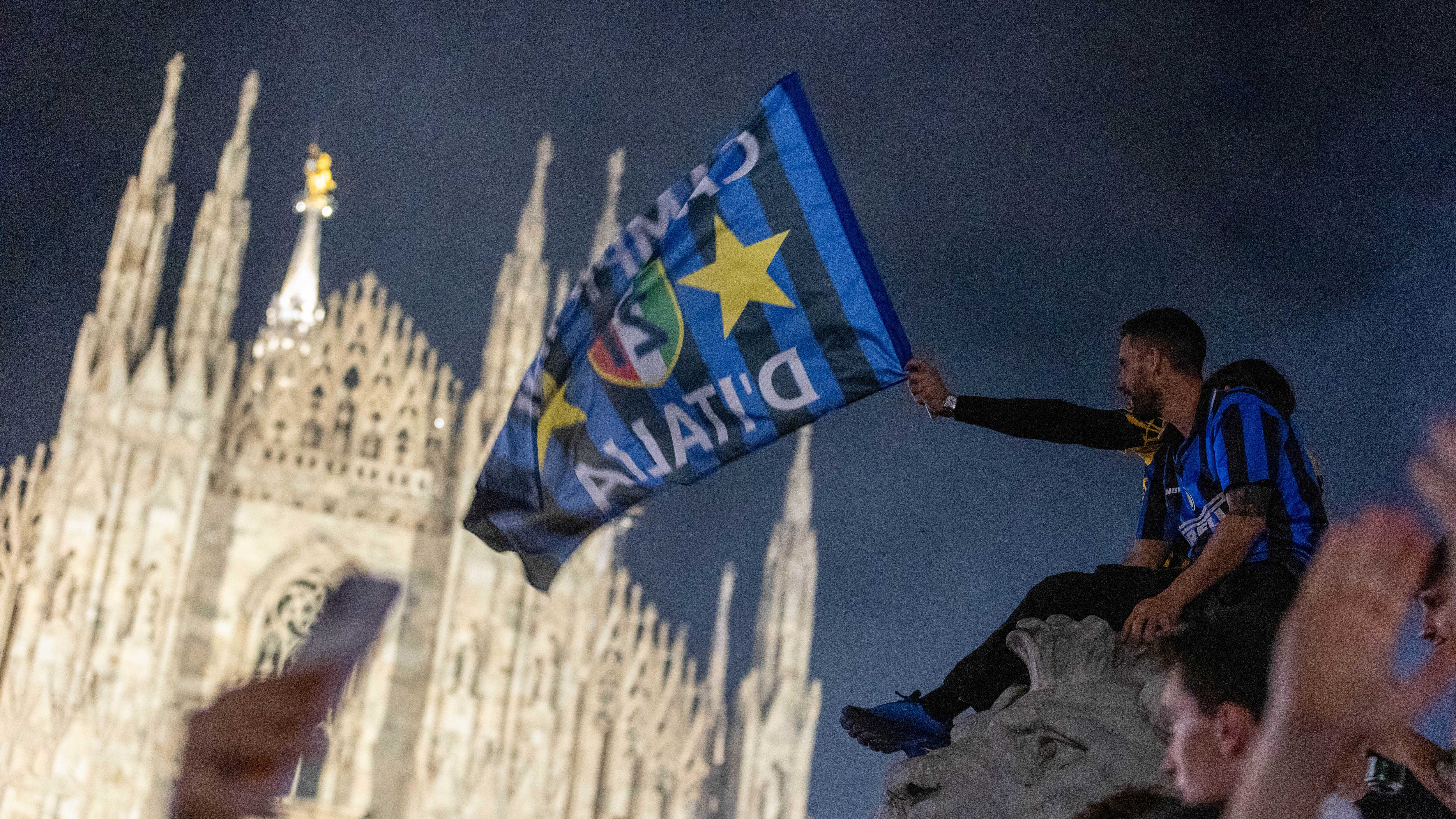 Un popolo in festa con l'animo ferito dai troppi dubbi di arbitropoli
