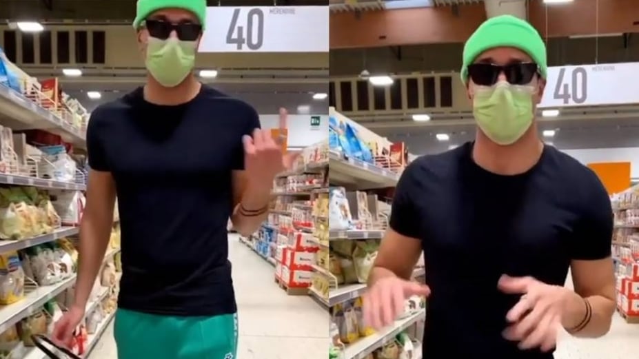 Onestini balla e canta al supermercato. In rete viene massacrato (d'insulti)