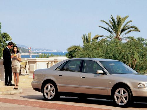 Audi A8 D2, la prima “vera” ammiraglia della Casa dei quattro anelli