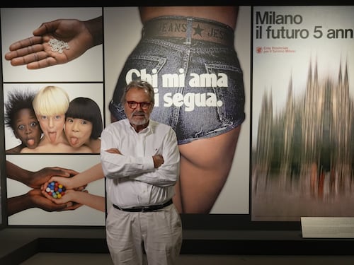 Le campagne più iconiche e provocatorie di Oliviero Toscani