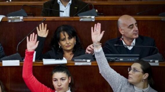 Quarto, i grillini cambiano azienda ma c'è ombra della camorra