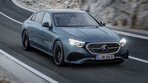 Nuova Mercedes Classe E 2023, guarda tutte le foto 3