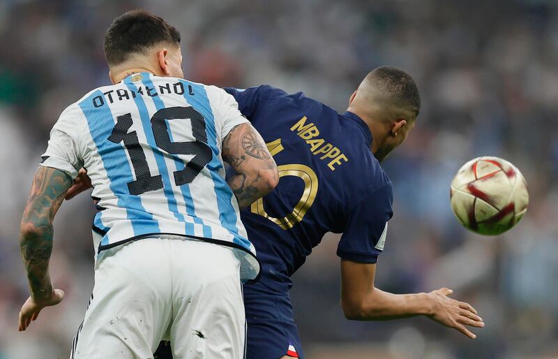 Otamendi Mbappe
