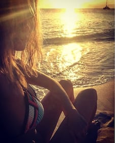 Martina Colombari sexy nella vita di tutti i giorni 17