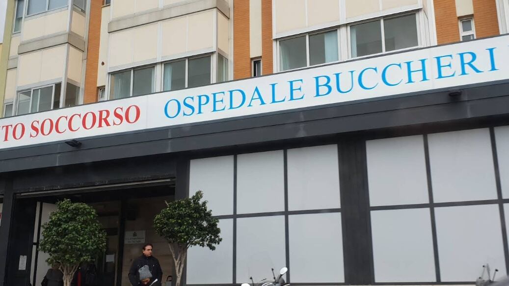 "Vestiti intrisi di benzina e segni di violenza": indagine sulla morte di una 14enne a Palermo