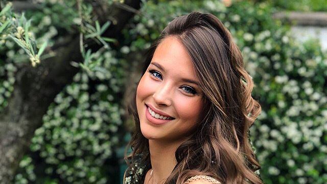 Lady Cutrone sugli scudi: ecco chi è la bella Francesca Valenti