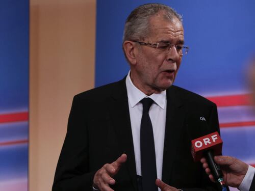 Il presidente dell'Austria annuncia elezioni anticipate