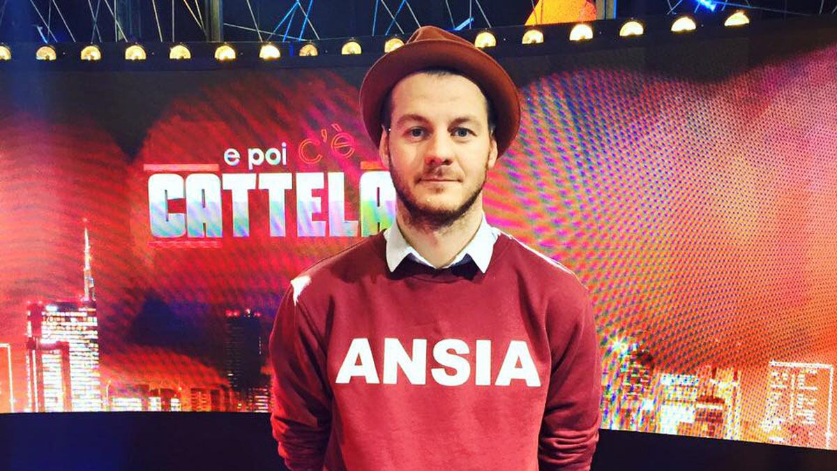 "Ogni notte uno show per scherzare su social, divi e politici"