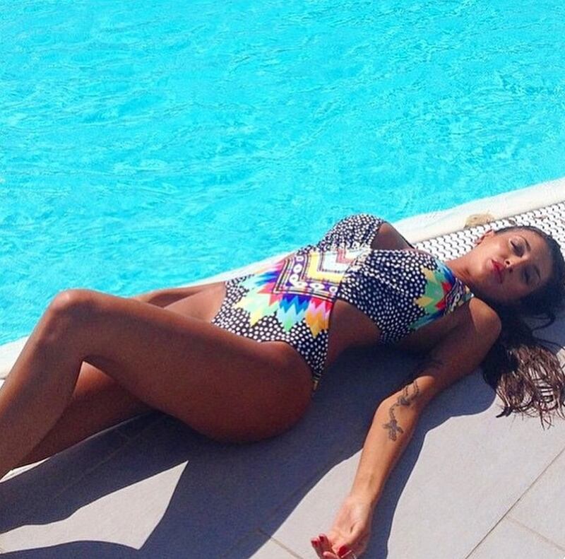 Cristina Buccino hot su instagram 10