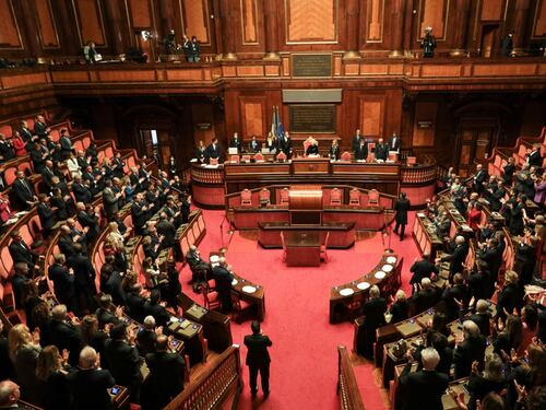 Dl Elezioni, il Senato boccia il terzo mandato e la cancellazione del ballottaggio per i sindaci