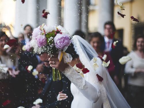 Irlanda, la sposa annega durante addio al nubilato