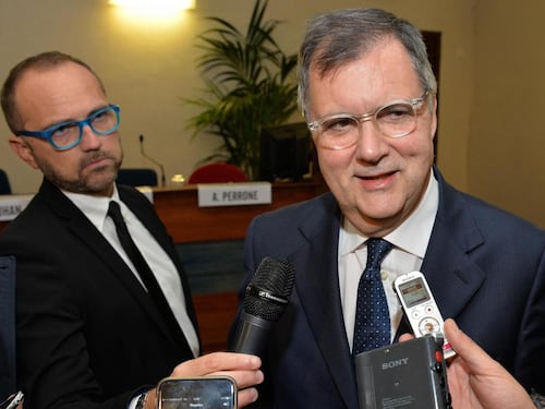 Consob, Vegas stronca il bail-in: "Così non va"