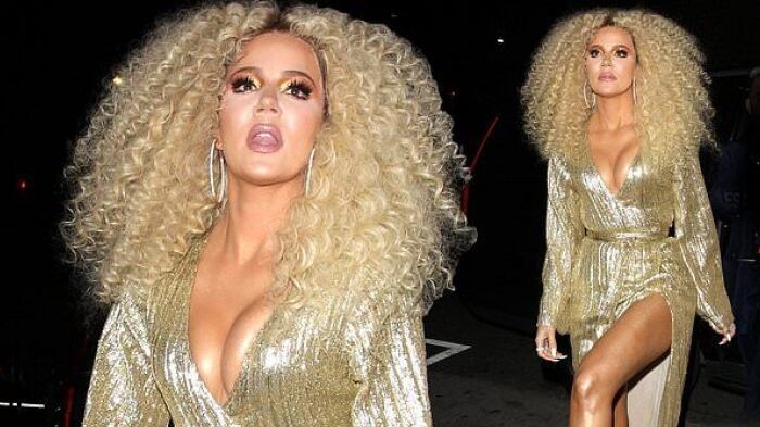 Khloé Kardashian sta pensando di rifarsi il seno?
