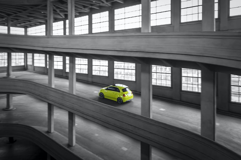 Abarth 500e 18