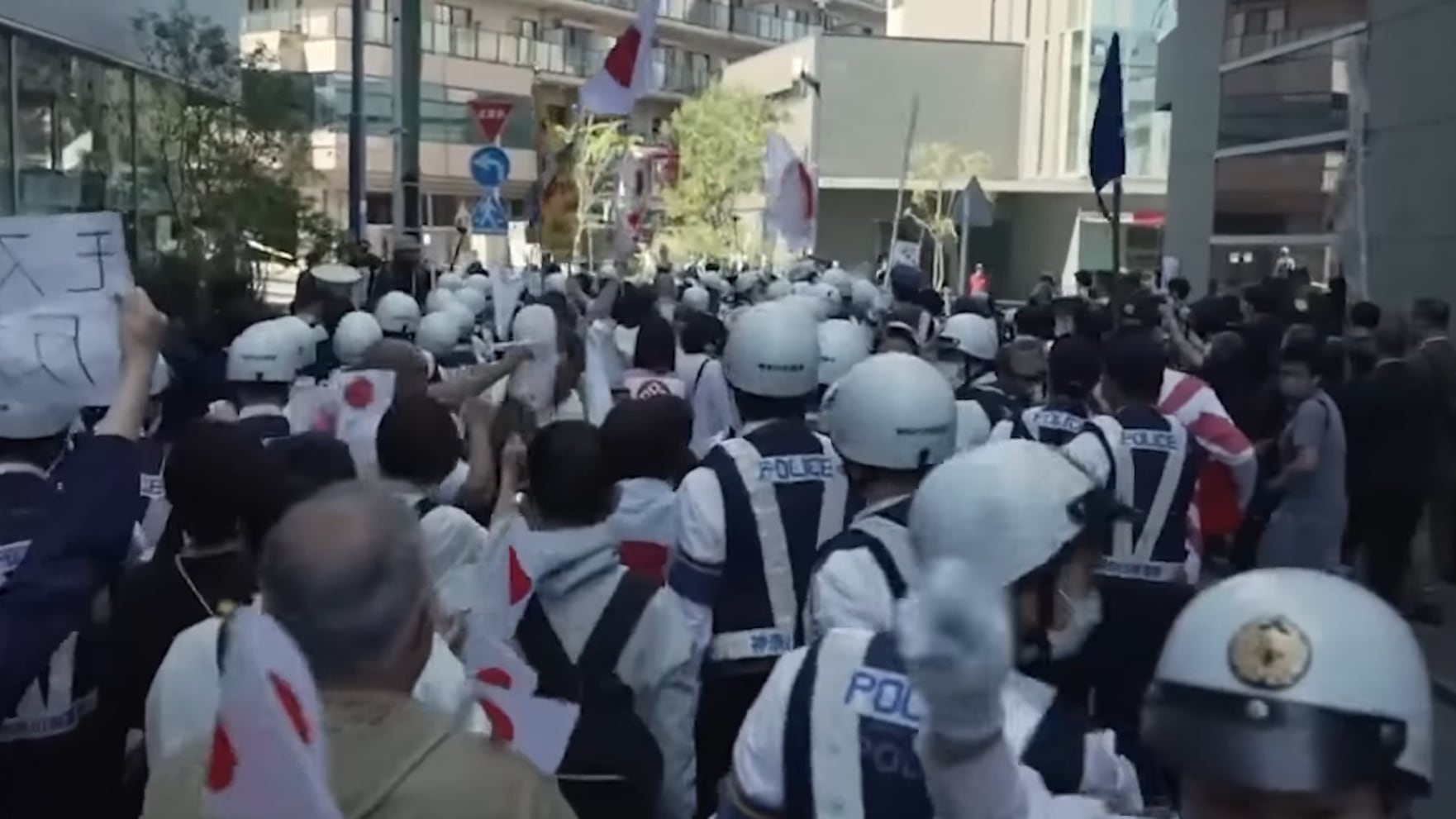 Protesta moschee Giappone