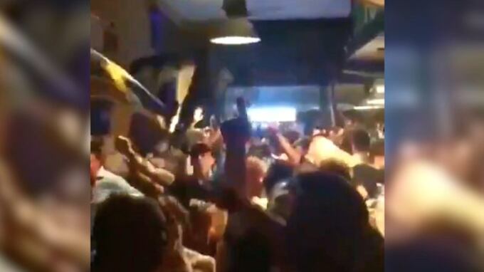 Cori razzisti, gli ultras del Verona cantano: "Niente negri, niente negri"