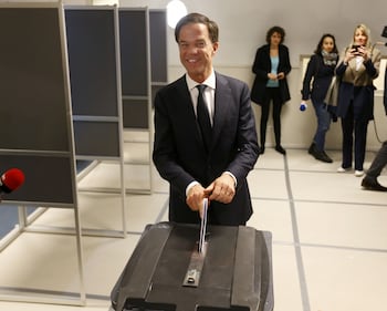 Il premier Rutte vota all'Aia 4