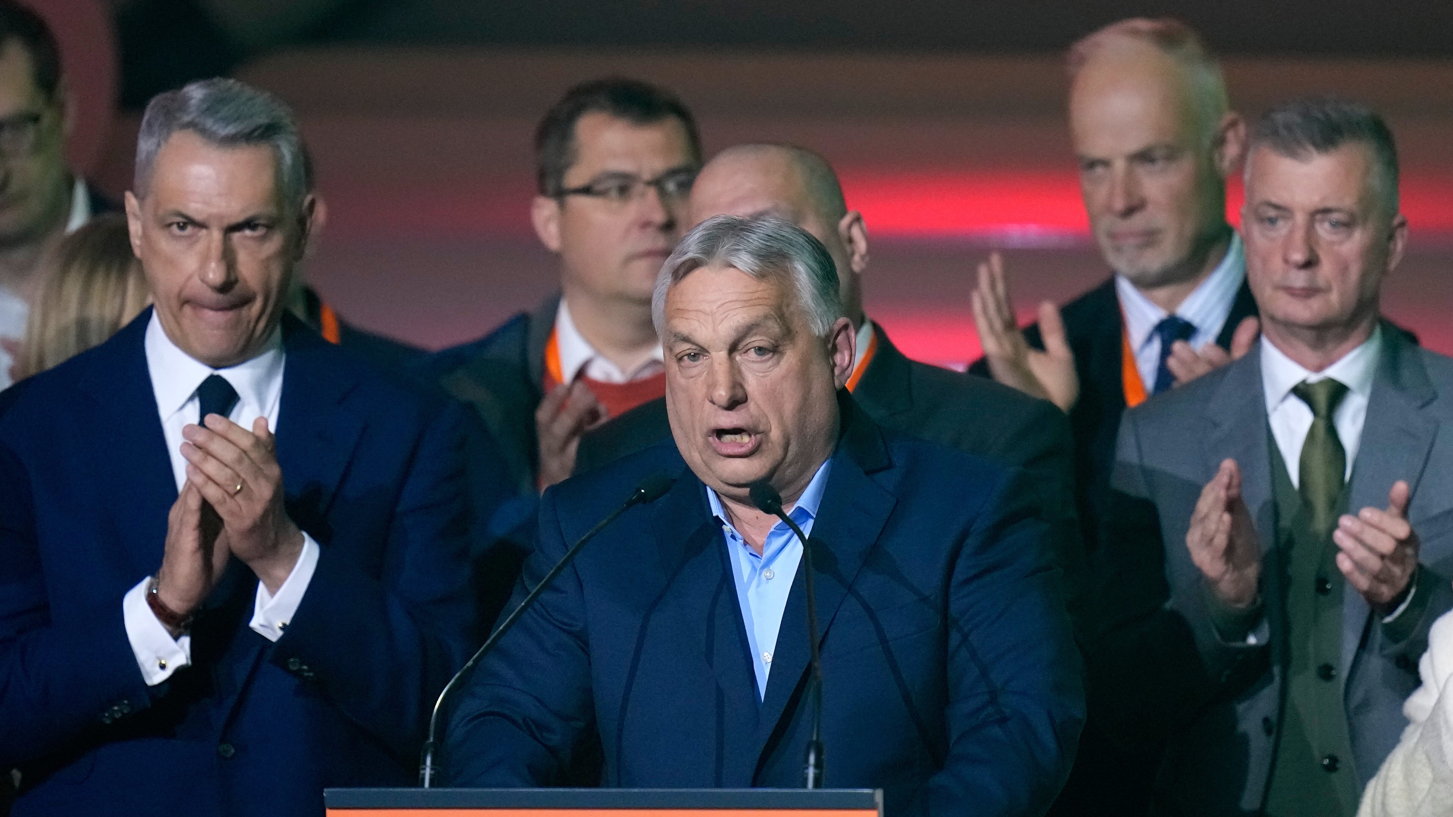La lezione del "dittatore" democratico