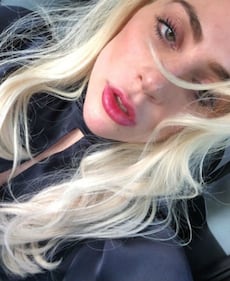 Lady Gaga, lato b scolpito in vacanza 6