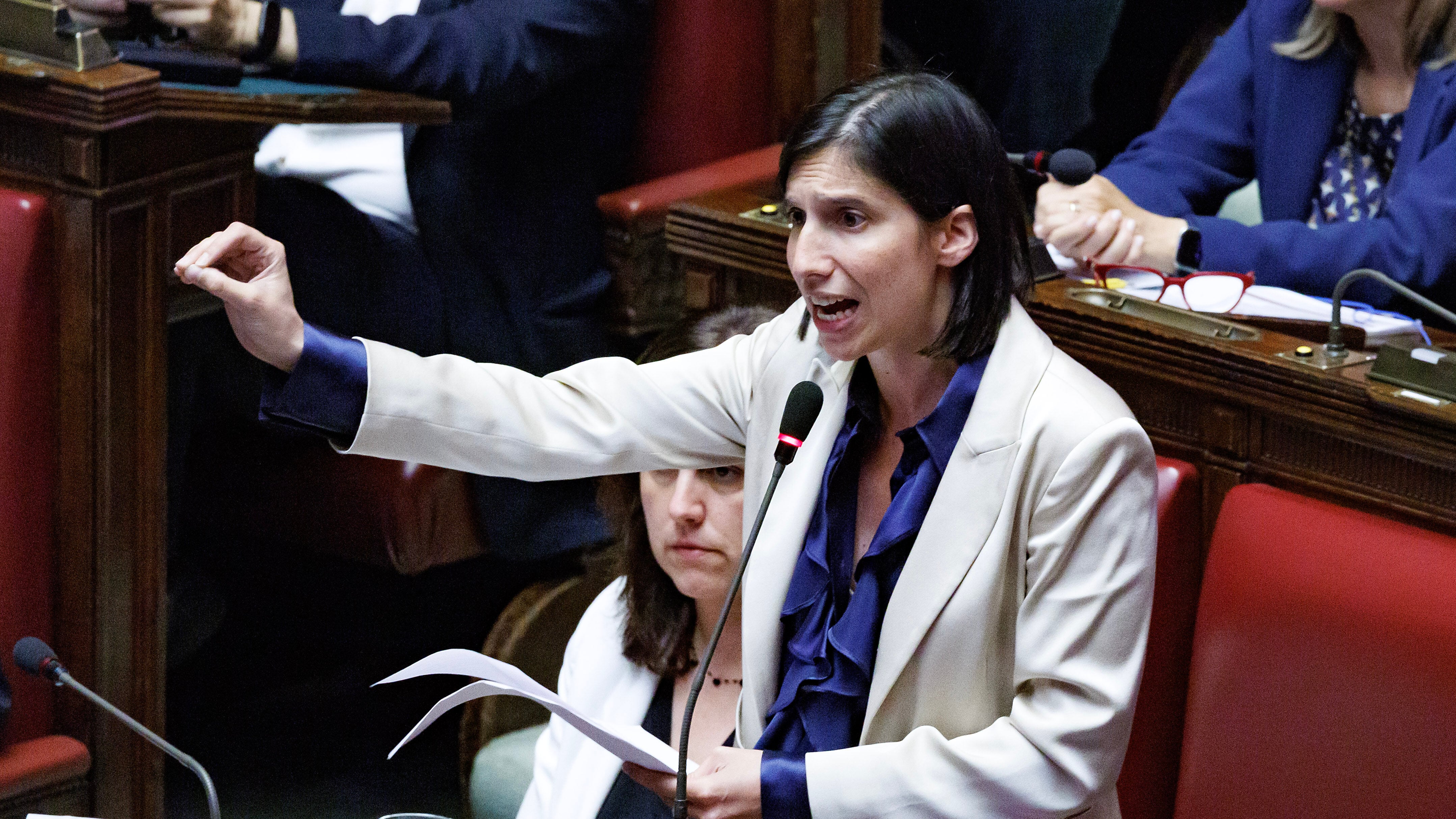 Voltafaccia Pd sul condono Meloni. Prima lo stronca, poi lo utilizza