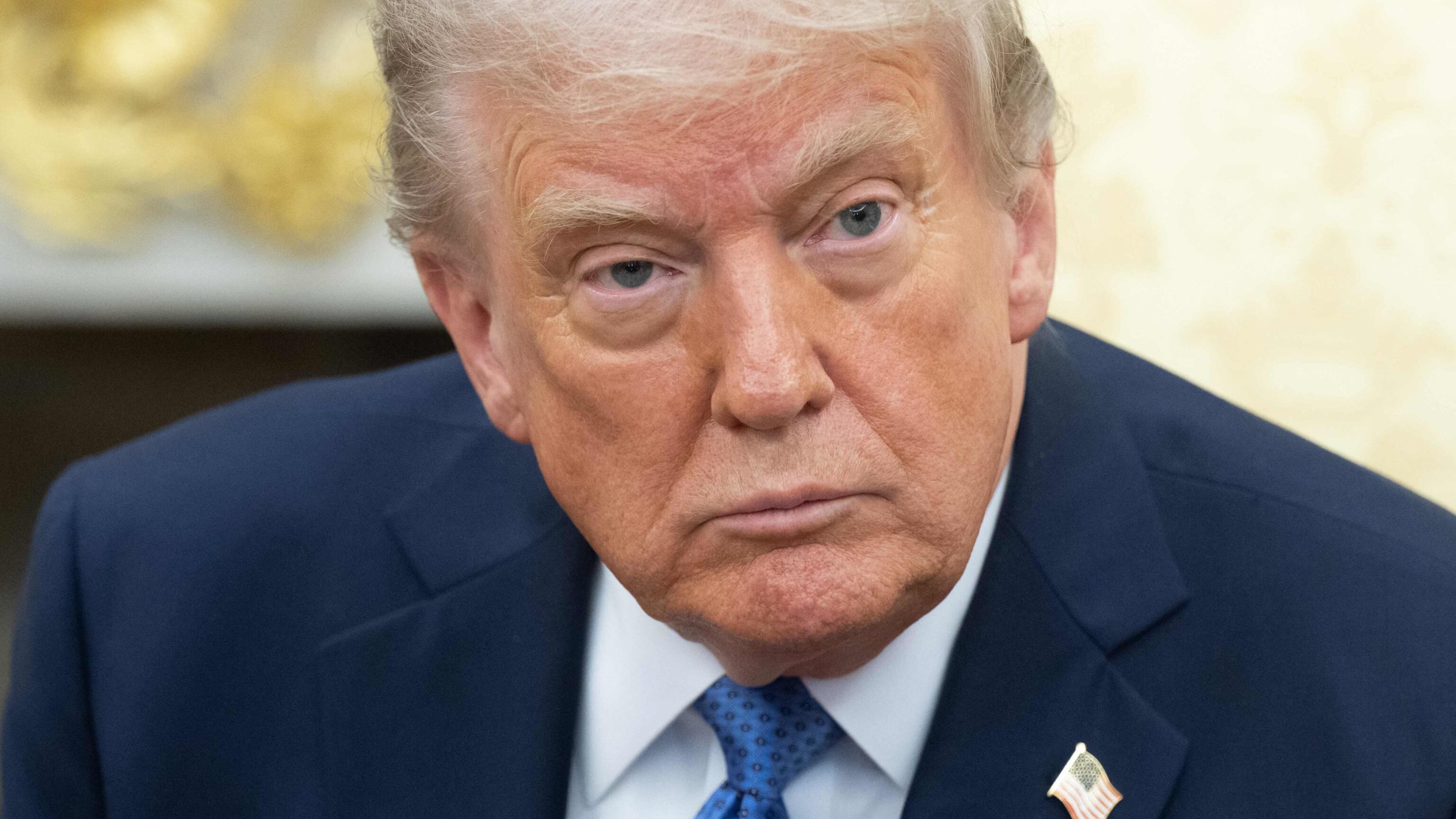 La fretta di Trump: "Ho una scadenza". La richiesta a Putin: "Vladimir, fermati"
