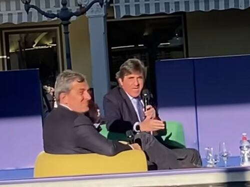 "Non lo dici mai questo". Cairo contestato al Festival di Dogliani