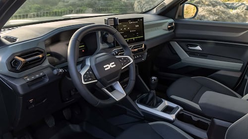 Nuova Dacia Duster 2024, guarda tutte le foto 10
