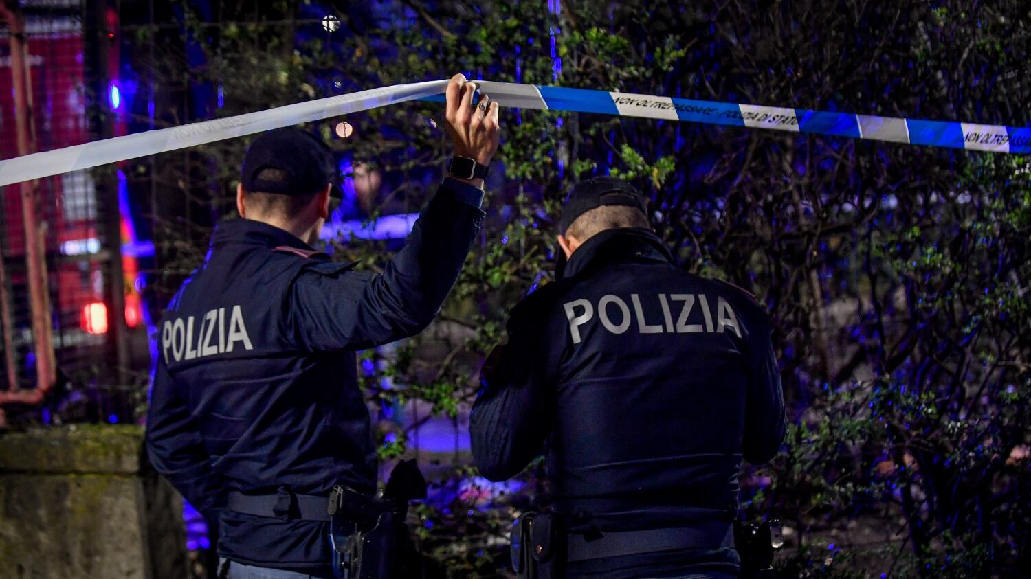 La litigata, l'accetta, il sangue: mattanza nella casa dell'orrore