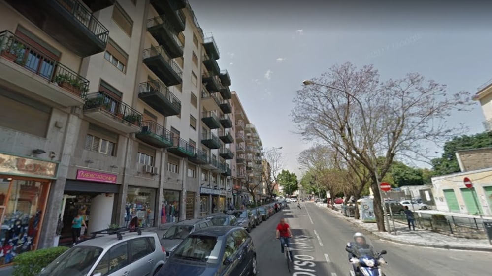 La scoperta choc dopo le vacanze: un proiettile vagante in casa