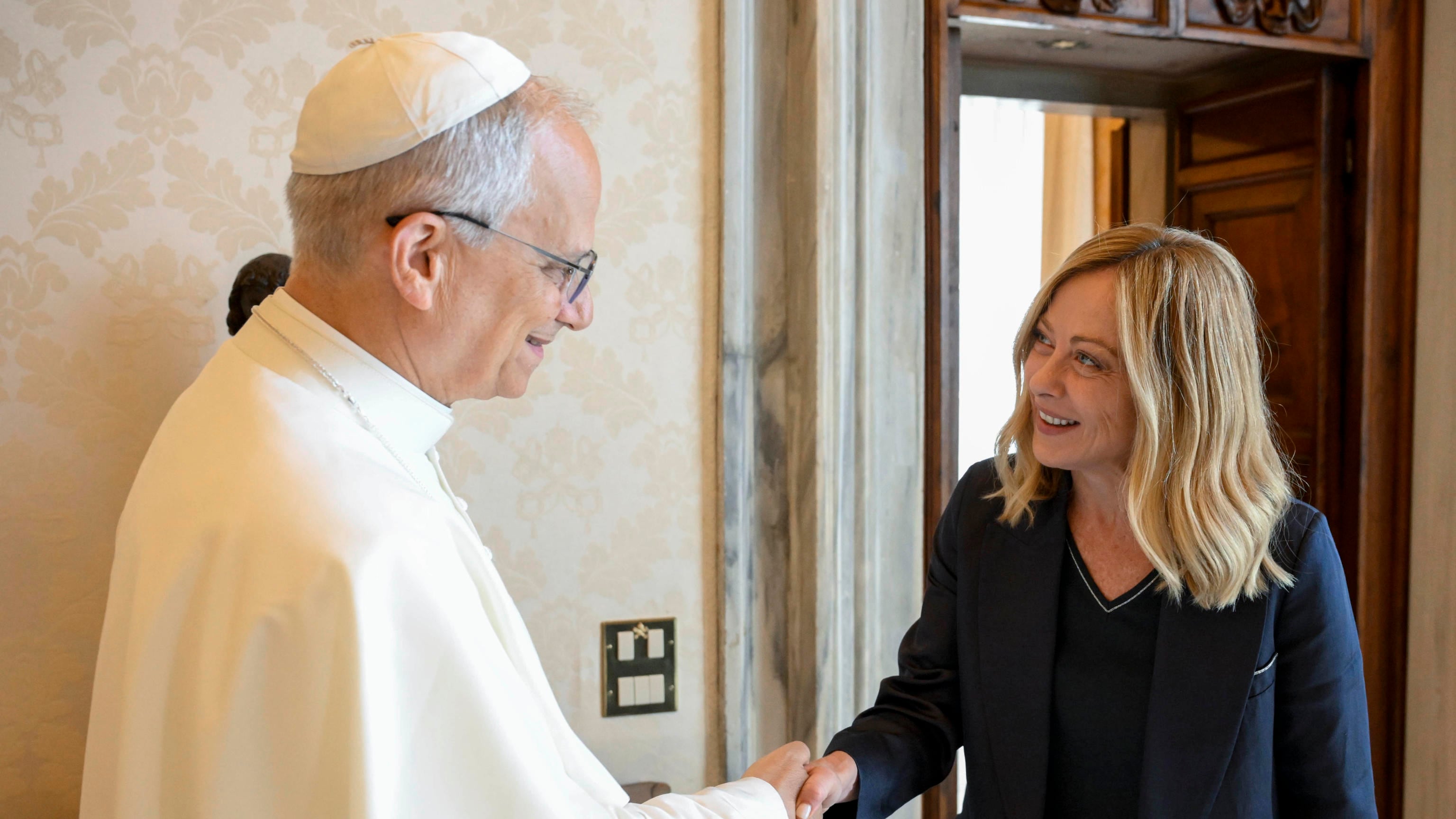 Governo, in Vaticano l'incontro tra Giorgia Meloni e Papa Leone XIV