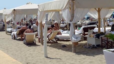 La fuga dei ricchi turisti russi